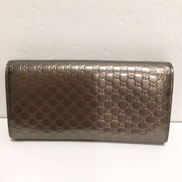 Gucci Metallic Gray Wallet on Chain - Picture 2 of 16